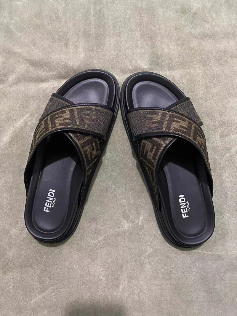 Fendi Slippers Durable 23508