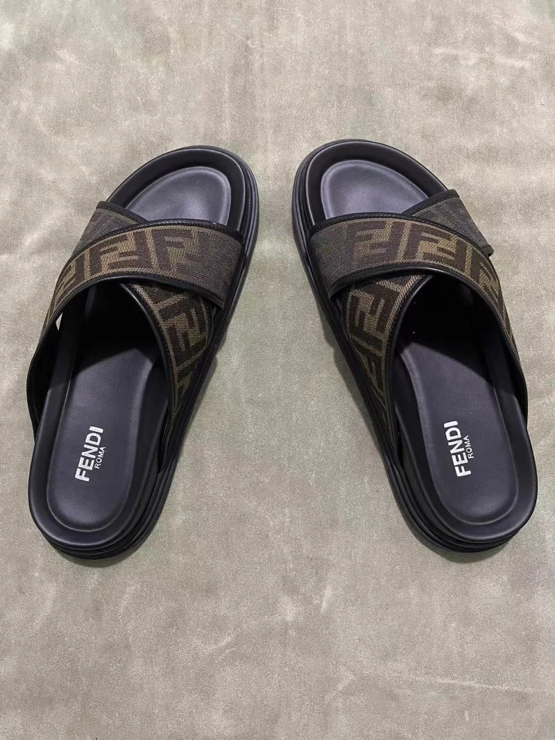 Fendi Slippers Durable 23508
