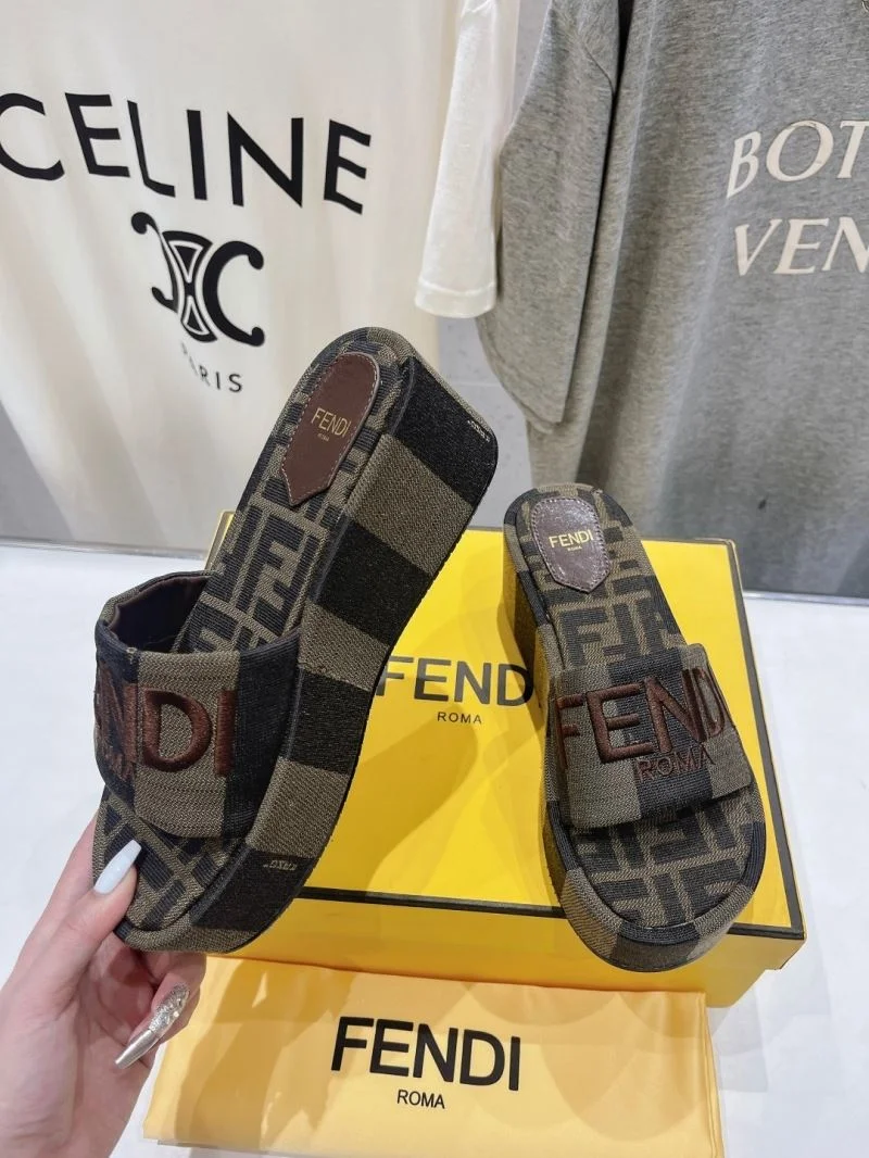 Breathable Fendi Slippers 23501