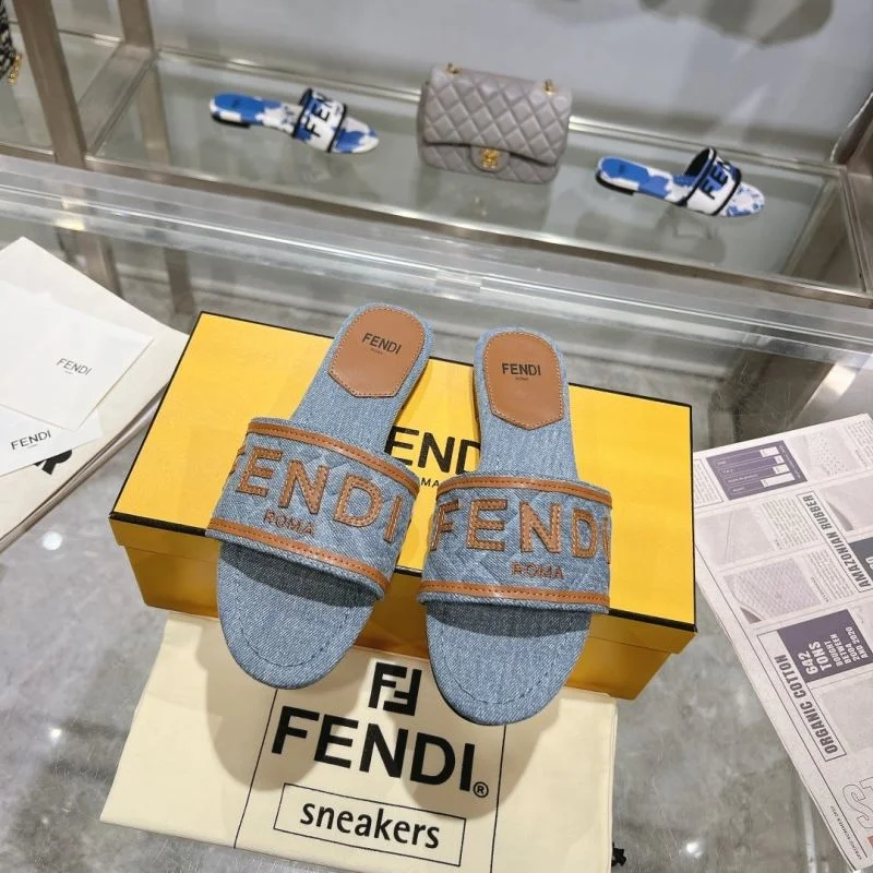 Fendi Slippers Vibrant 23389