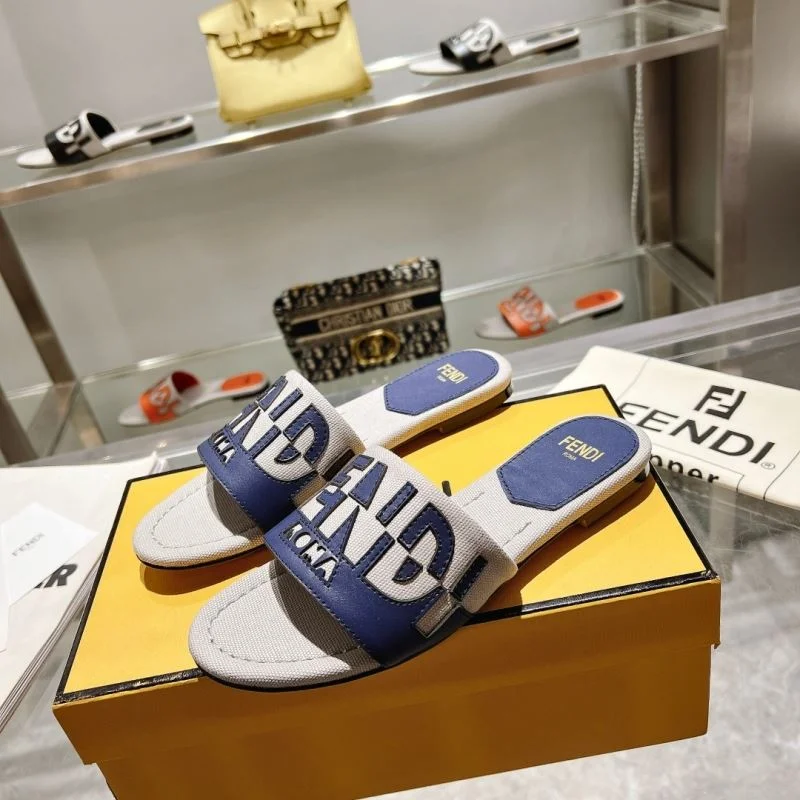 Chic Fendi Slippers 23387
