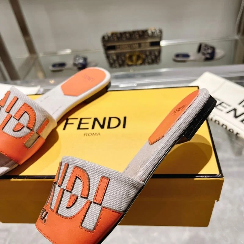 SmoothTexture Fendi Slippers 23384