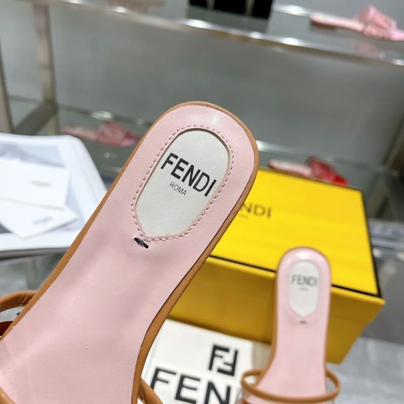 Fendi Slippers Supportive 23374