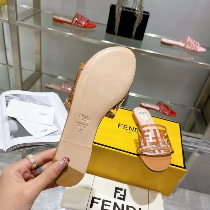 Fendi Slippers Supportive 23374