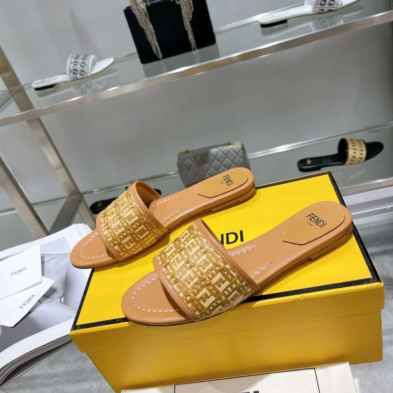 Vibrant Fendi Slippers 23372