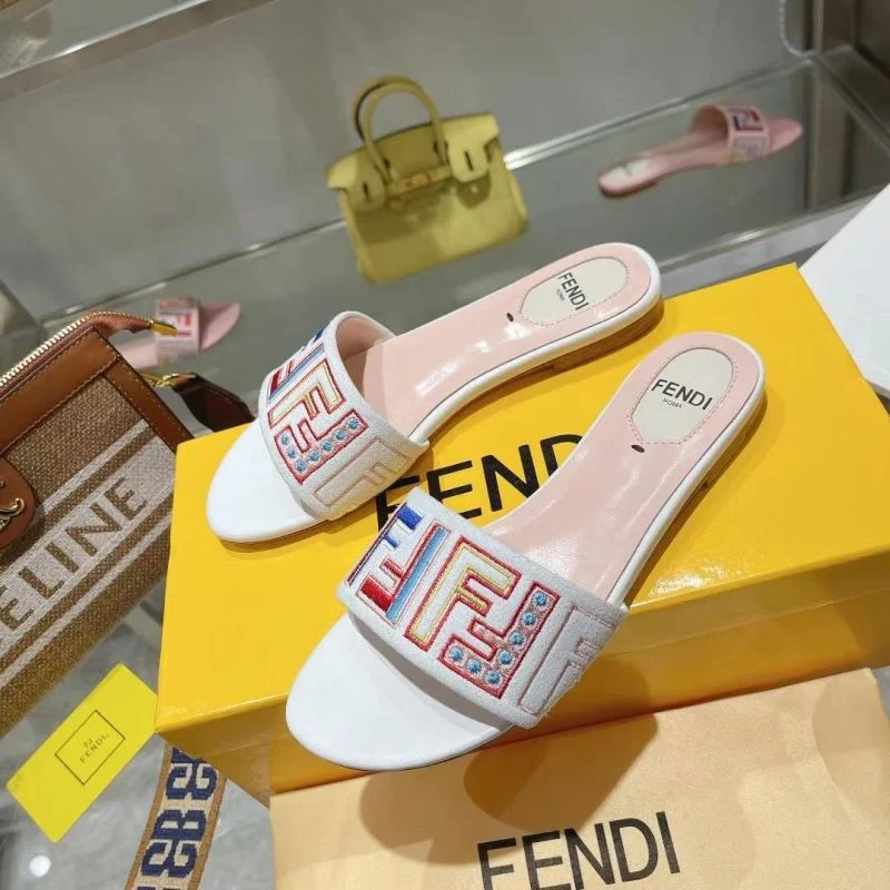Seasonal Fendi Slippers 23371