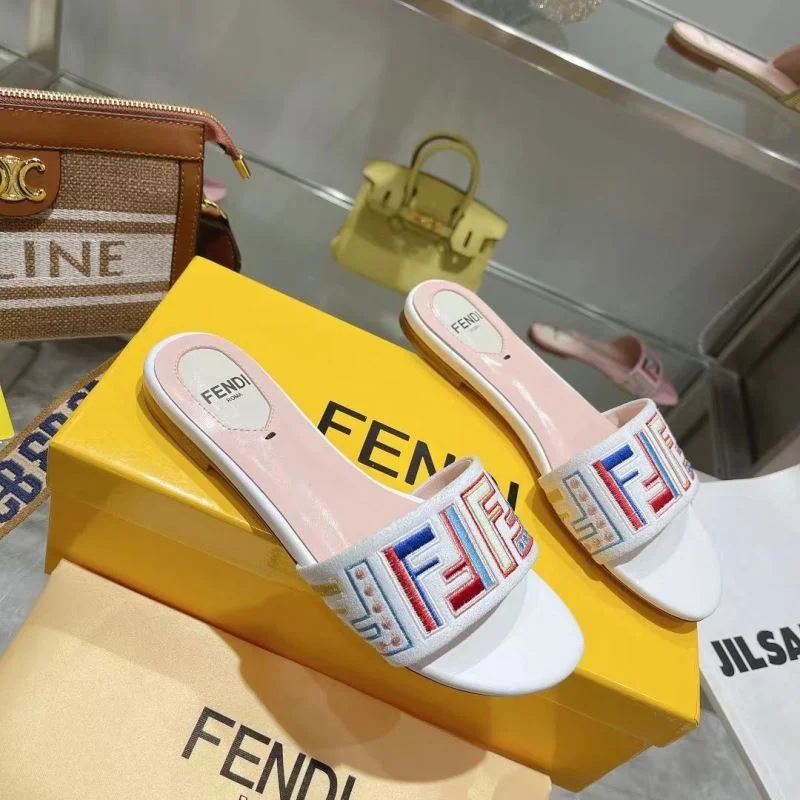 Seasonal Fendi Slippers 23371