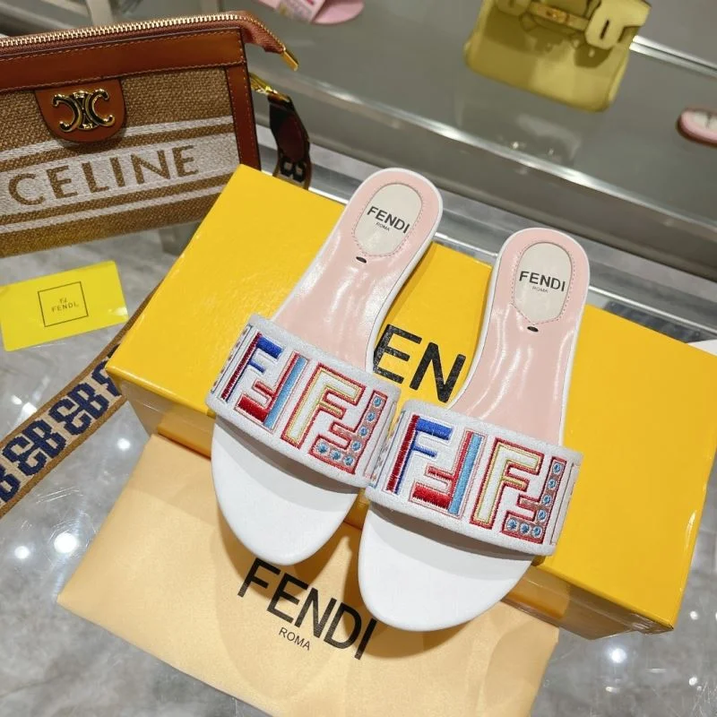 Seasonal Fendi Slippers 23371