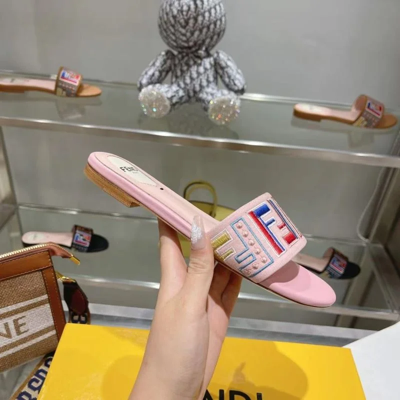 Fendi Slippers FlexibleFit 23367