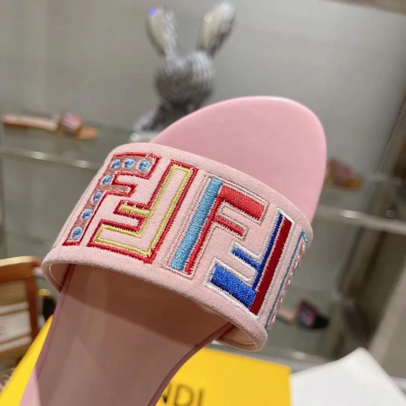 Fendi Slippers FlexibleFit 23367