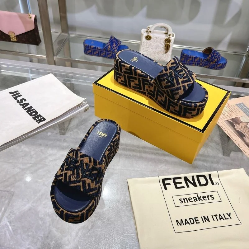 AllSeason Fendi Slippers 23363