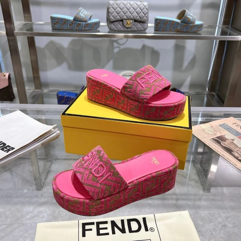 MoistureWicking Fendi Slippers 23386