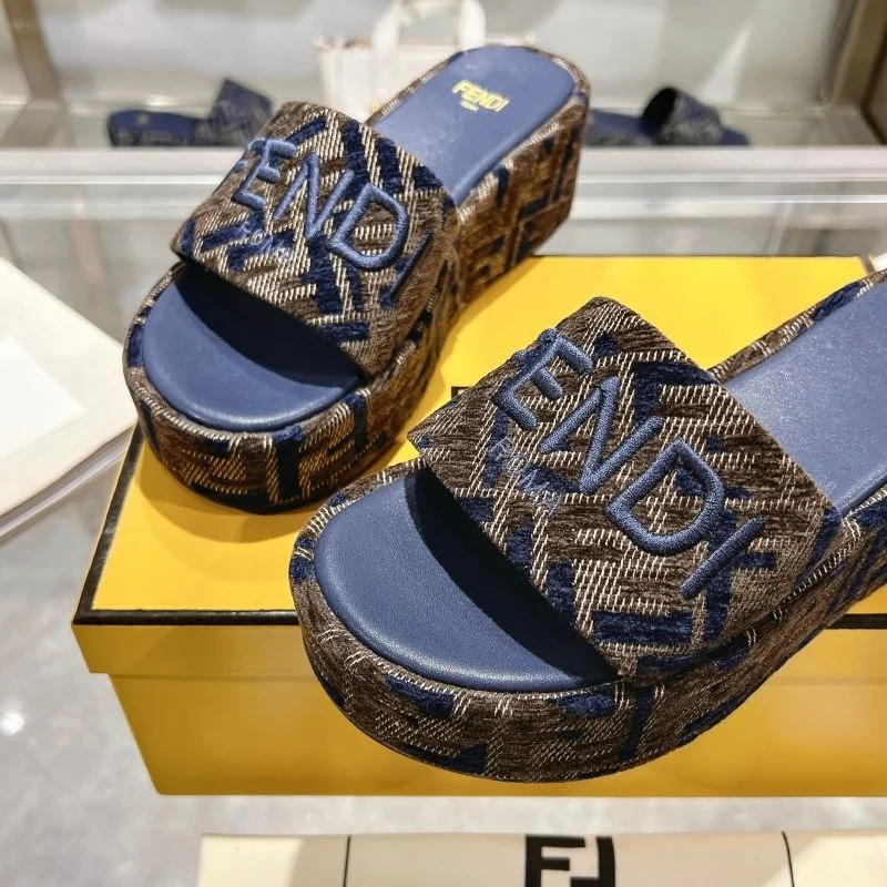 UrbanChic Fendi Slippers 23357
