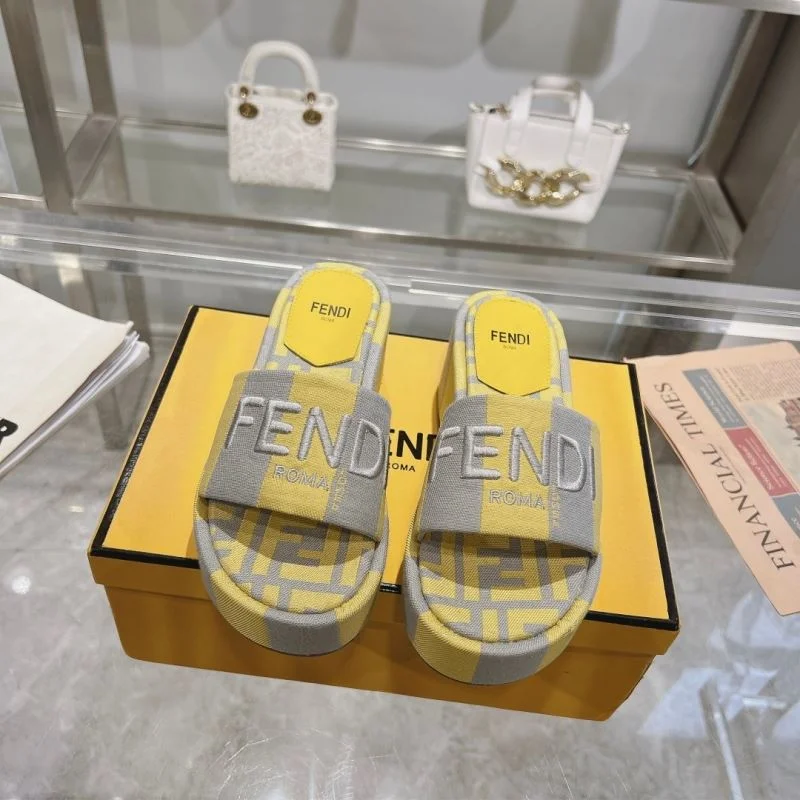 Fendi Slippers Tailored 23354