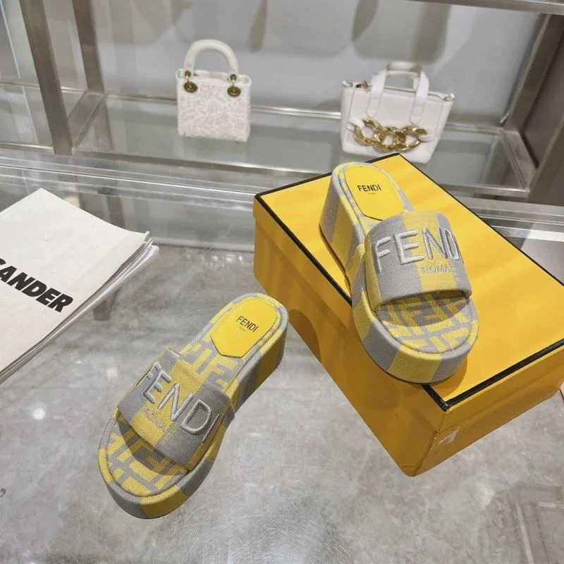 Fendi Slippers Tailored 23354