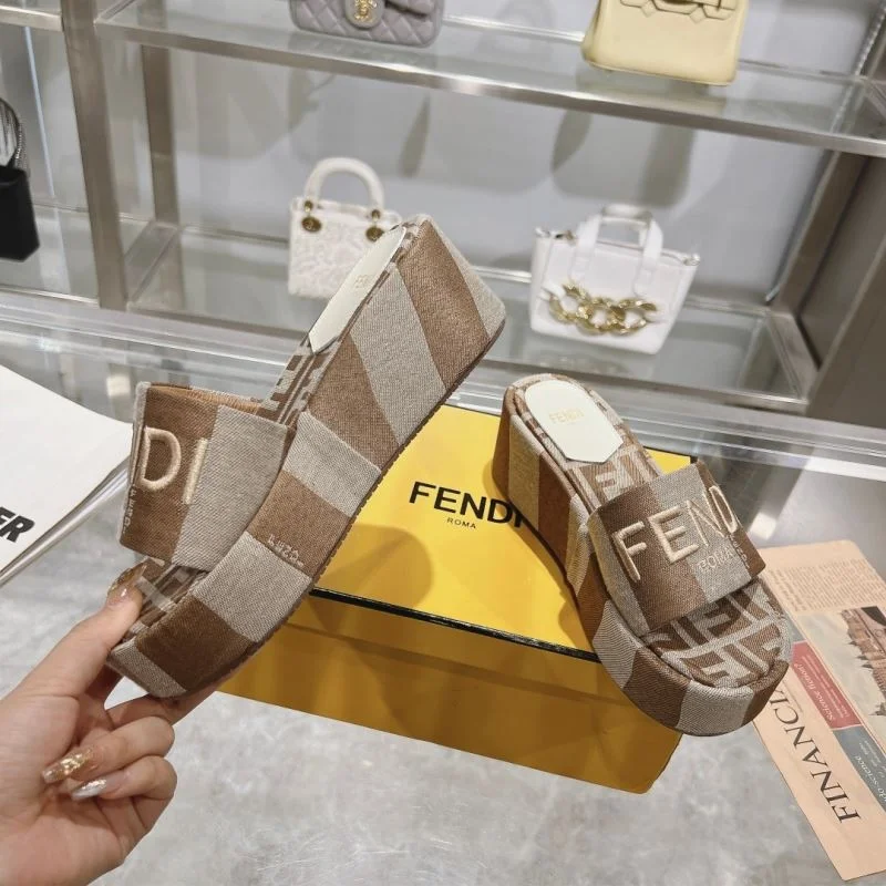 WrinkleFree Fendi Slippers 23364