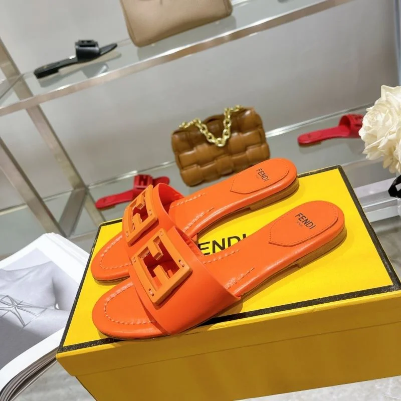 Timeless Fendi Slippers 23337