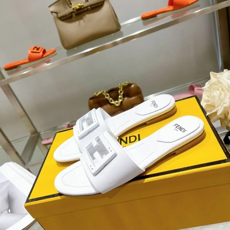 Durable Fendi Slippers 23331