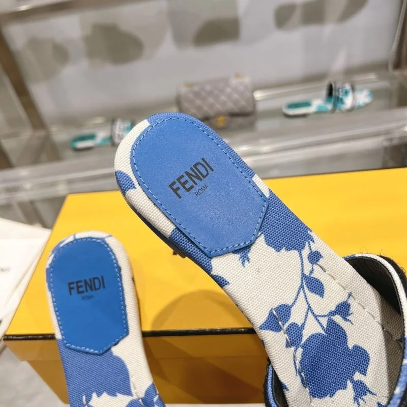 DailyWear Fendi Slippers 23329