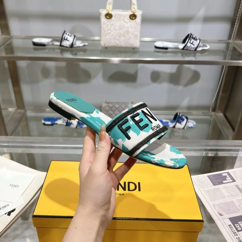 Timeless Fendi Slippers 23327
