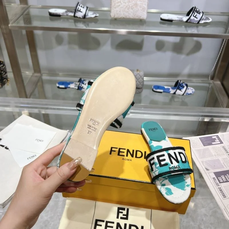 Timeless Fendi Slippers 23327