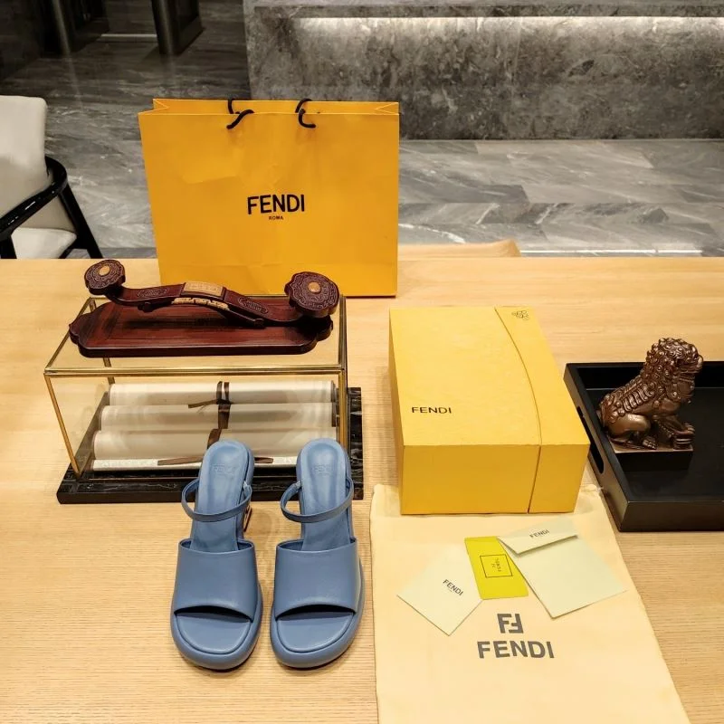 MultiPurpose Fendi Slippers 23319