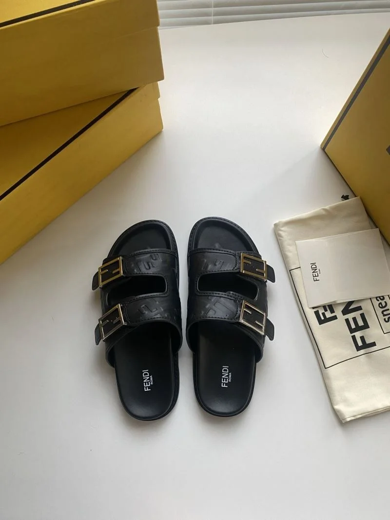 Comfortable Fendi Slippers 23597