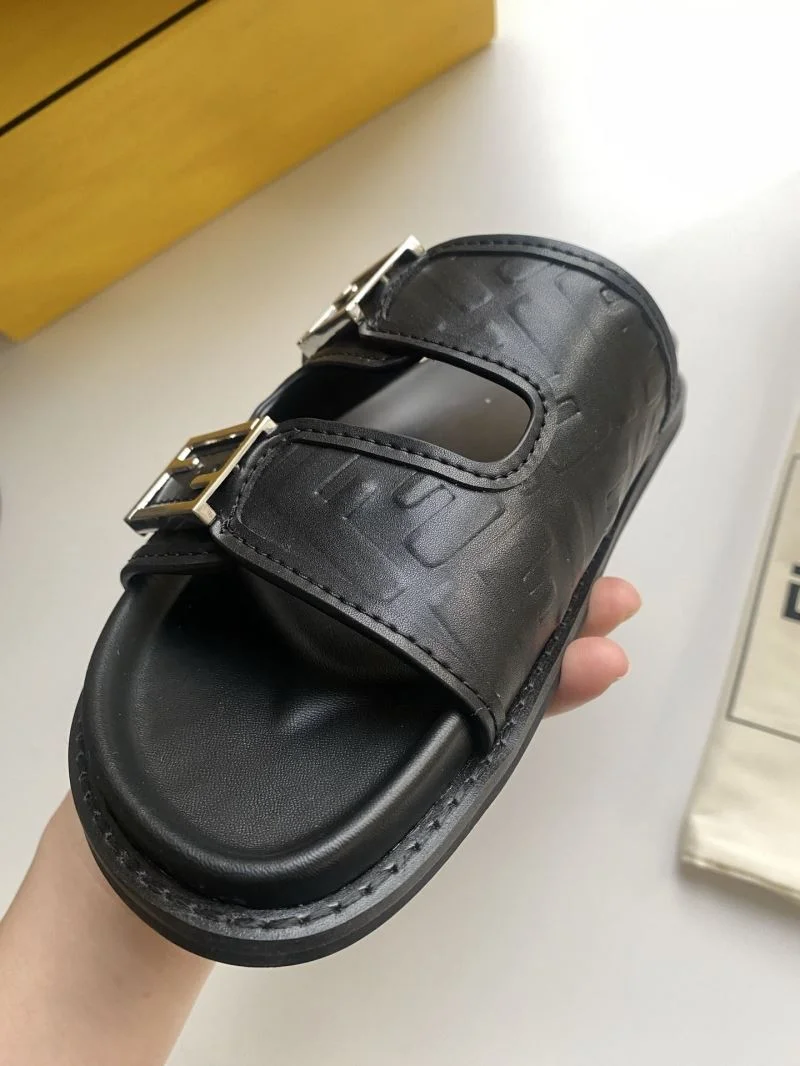 Comfortable Fendi Slippers 23597