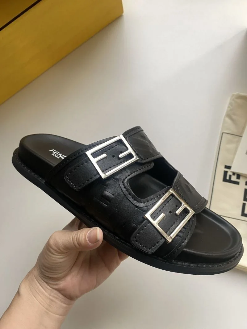 Comfortable Fendi Slippers 23597