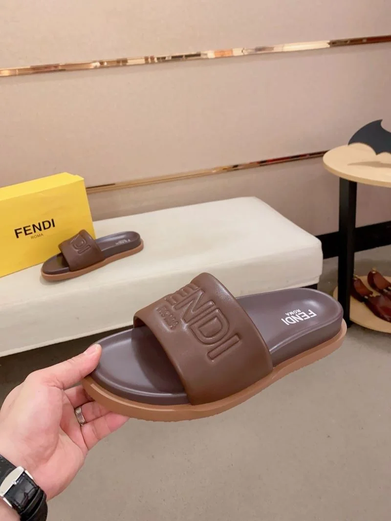 Casual Fendi Slippers 23579