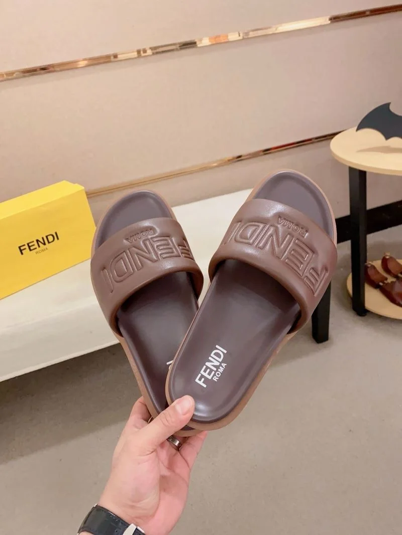 Casual Fendi Slippers 23579
