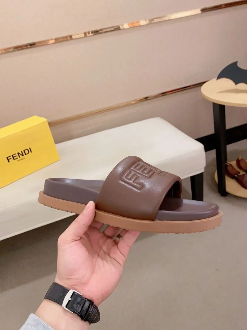 Casual Fendi Slippers 23579