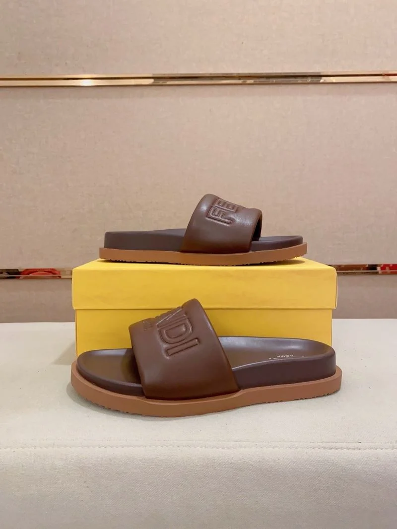 Casual Fendi Slippers 23579