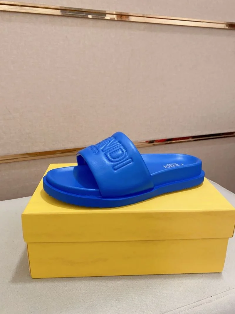 TravelReady Fendi Slippers 23562