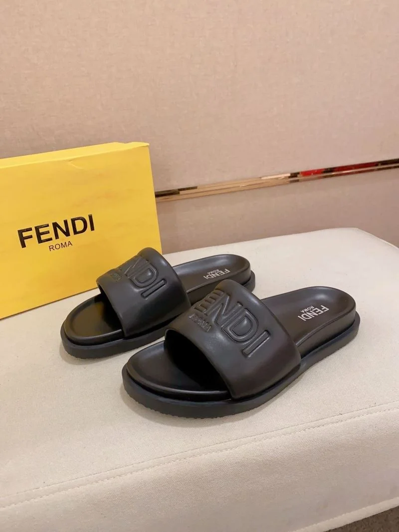 Fendi Slippers Lightweight 23561