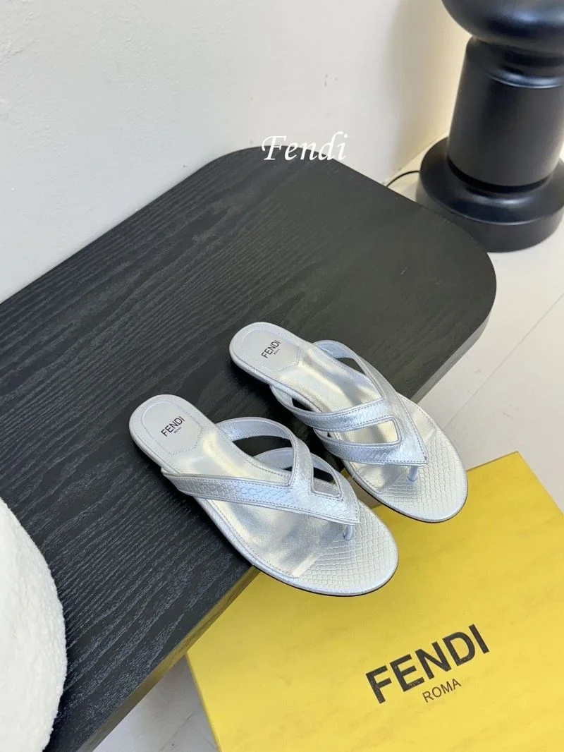 Fendi Slippers Vibrant 23743