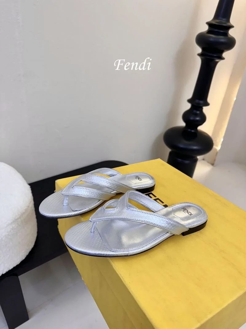 Fendi Slippers Vibrant 23743