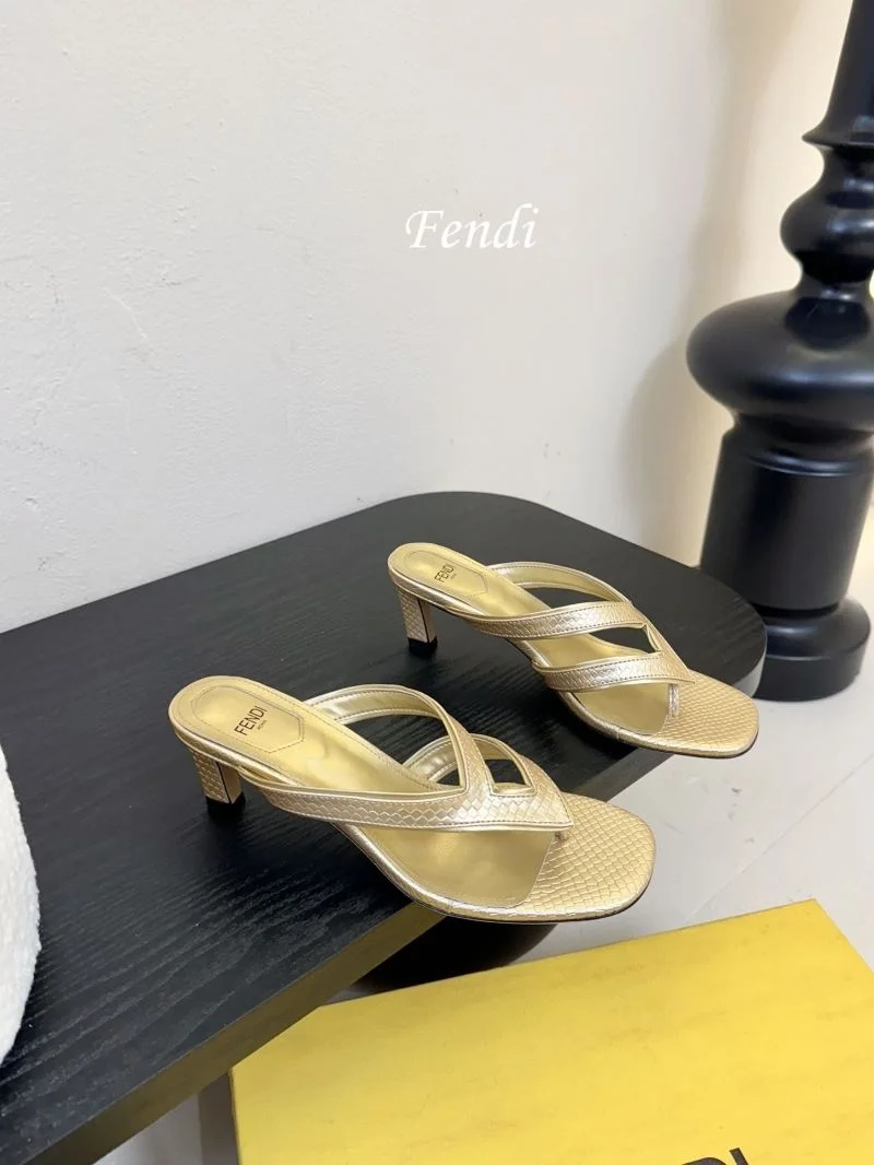 Fendi Slippers Snug 23727