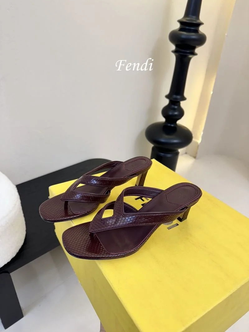Fendi Slippers Effortless 23724
