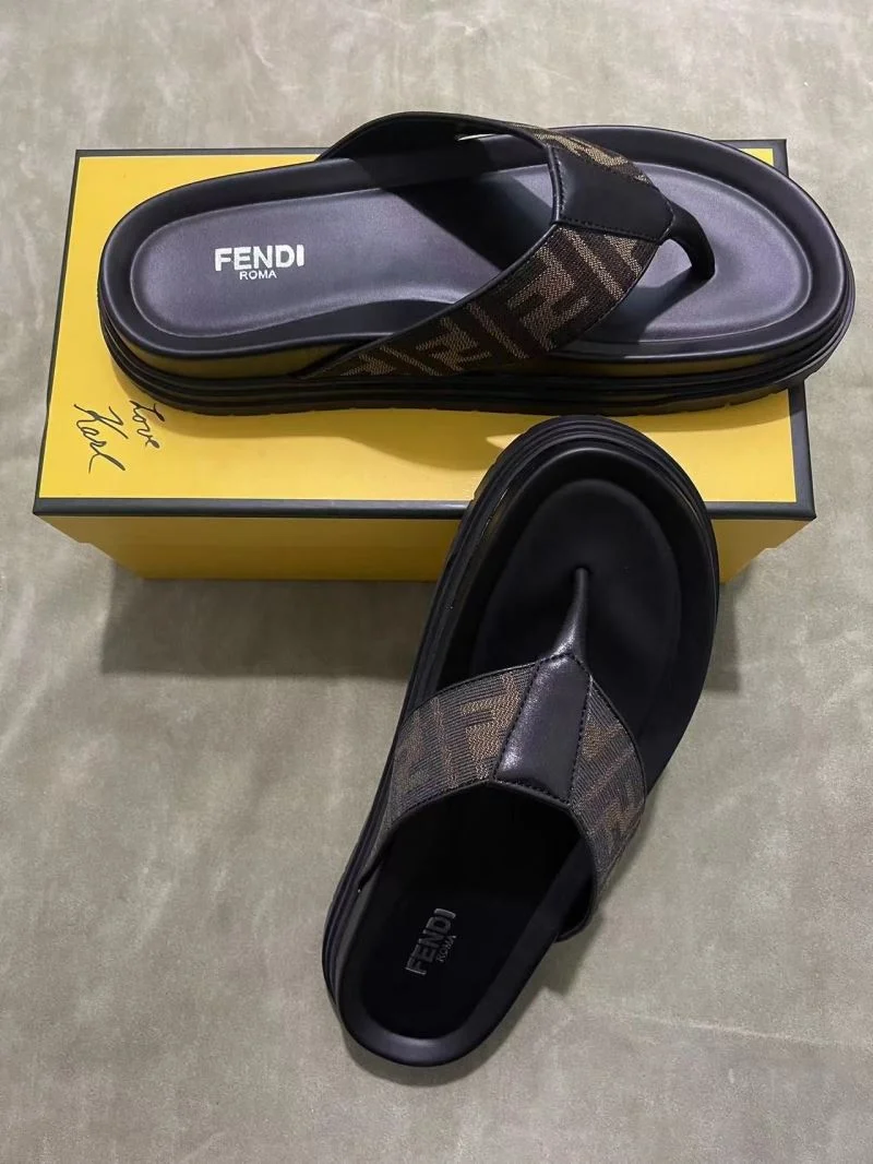 NewStyle Fendi Slippers 23284