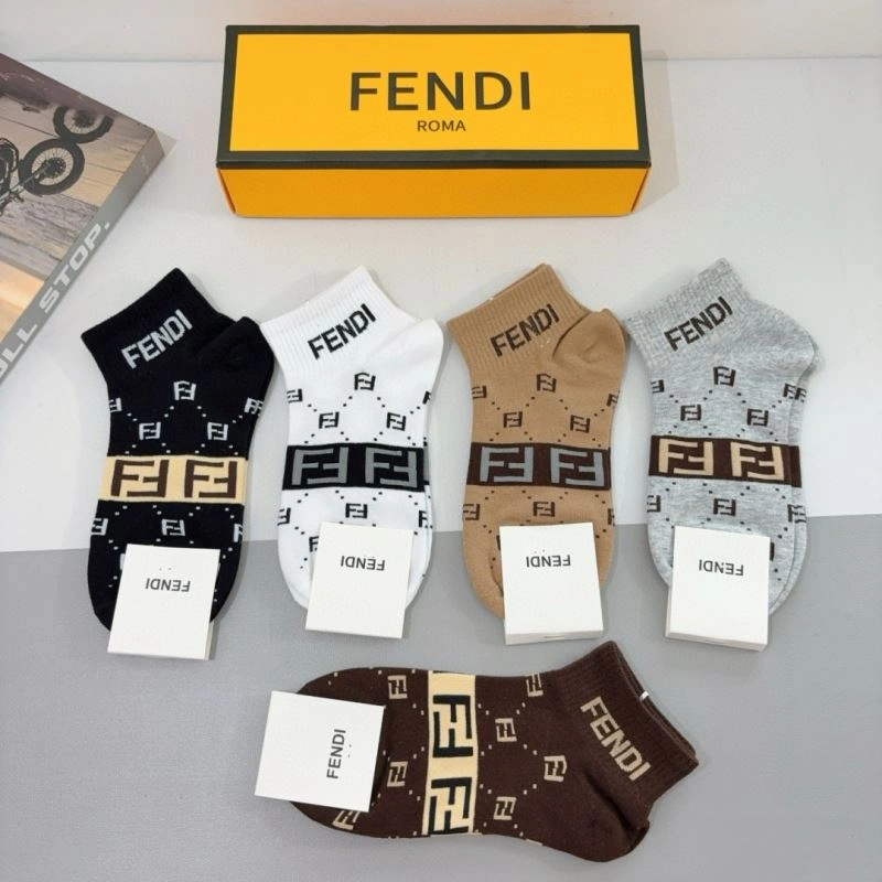 Trendy Fendi Socks 273328