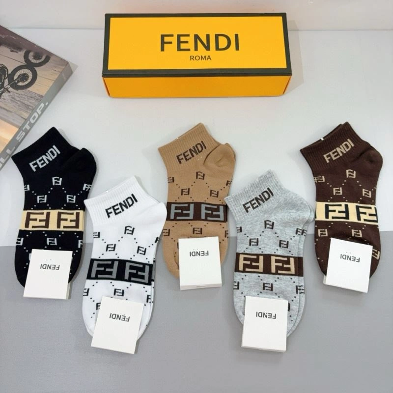 Trendy Fendi Socks 273328