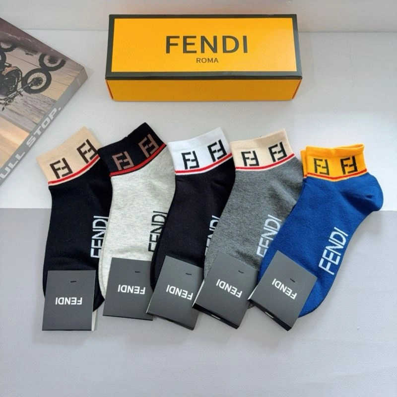 Versatile Fendi Socks 273109
