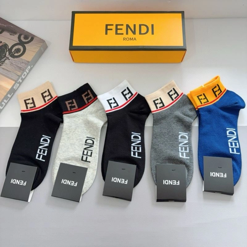 Versatile Fendi Socks 273109