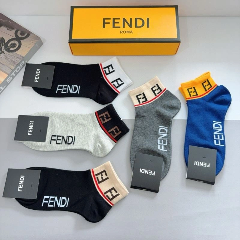 Versatile Fendi Socks 273109