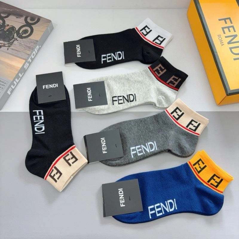 Versatile Fendi Socks 273109