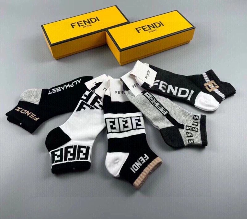 Fendi Socks Resilient 273810