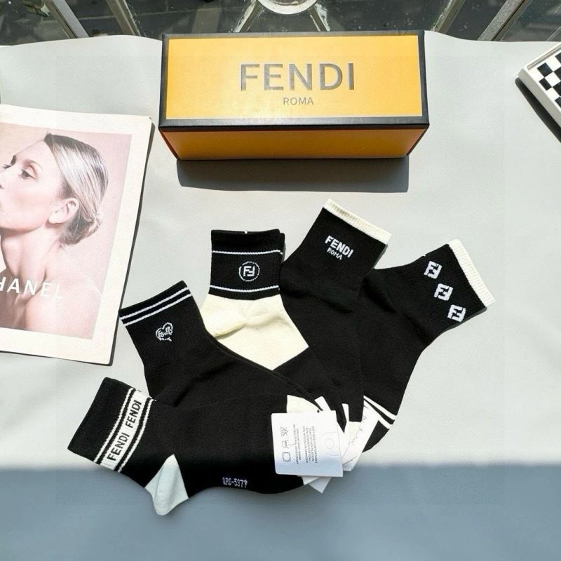 Fendi Socks Effortless 273806