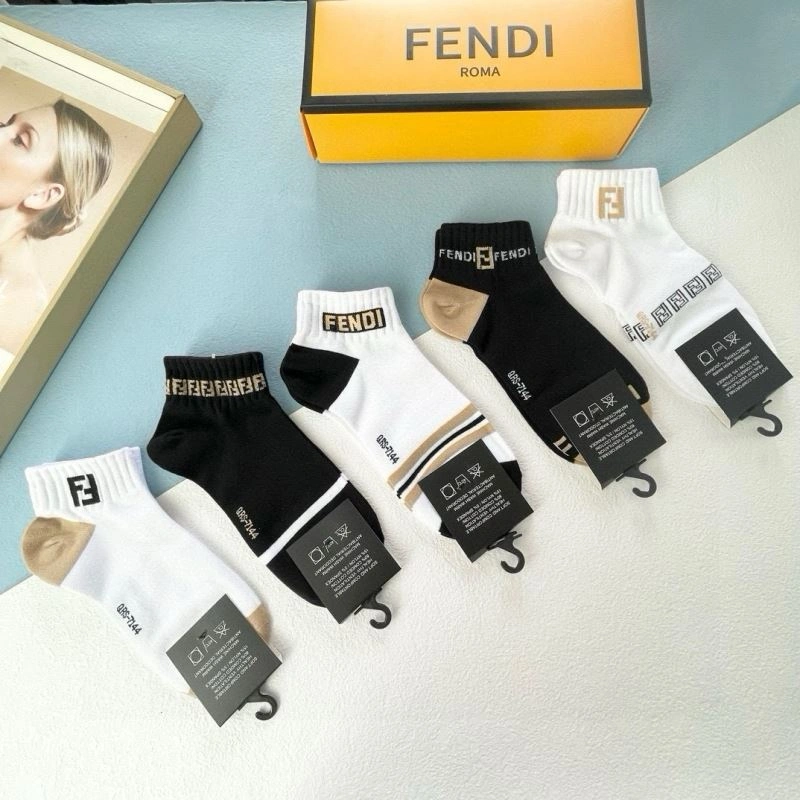 Fendi Socks TimelessDesign 273794