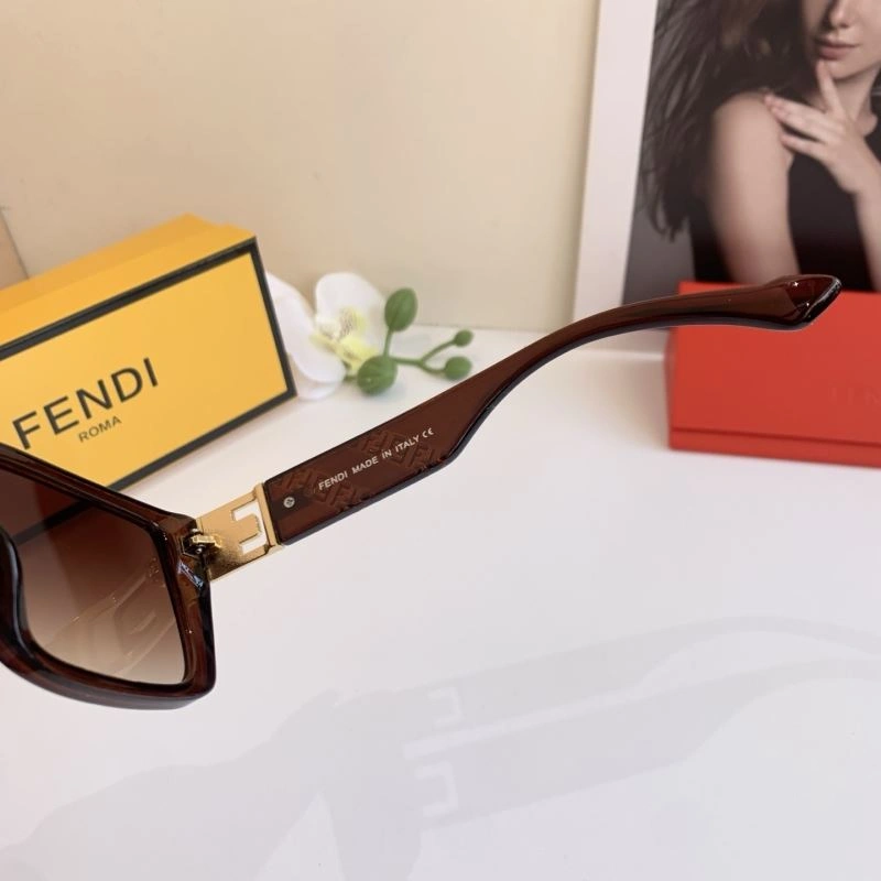 Fendi Sunglasses Stretchable 279250